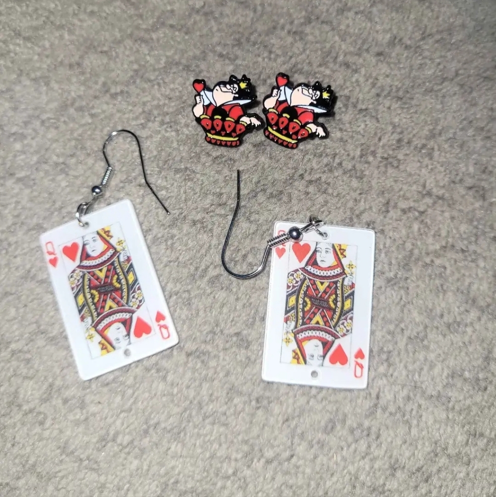 Queen of Hearts Earring Pair